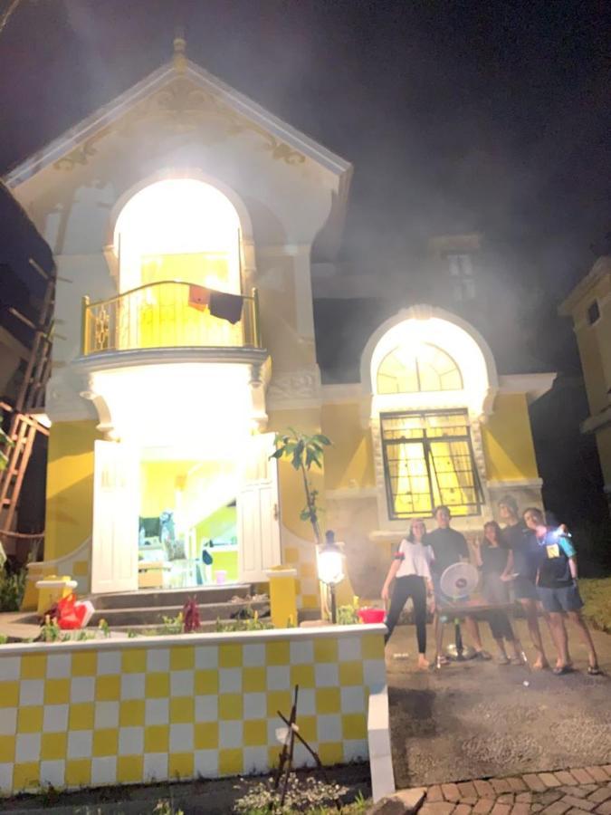 Villa Wubao Kota Bunga 3 Kamar Harga Budget Cinengangirang Zewnętrze zdjęcie